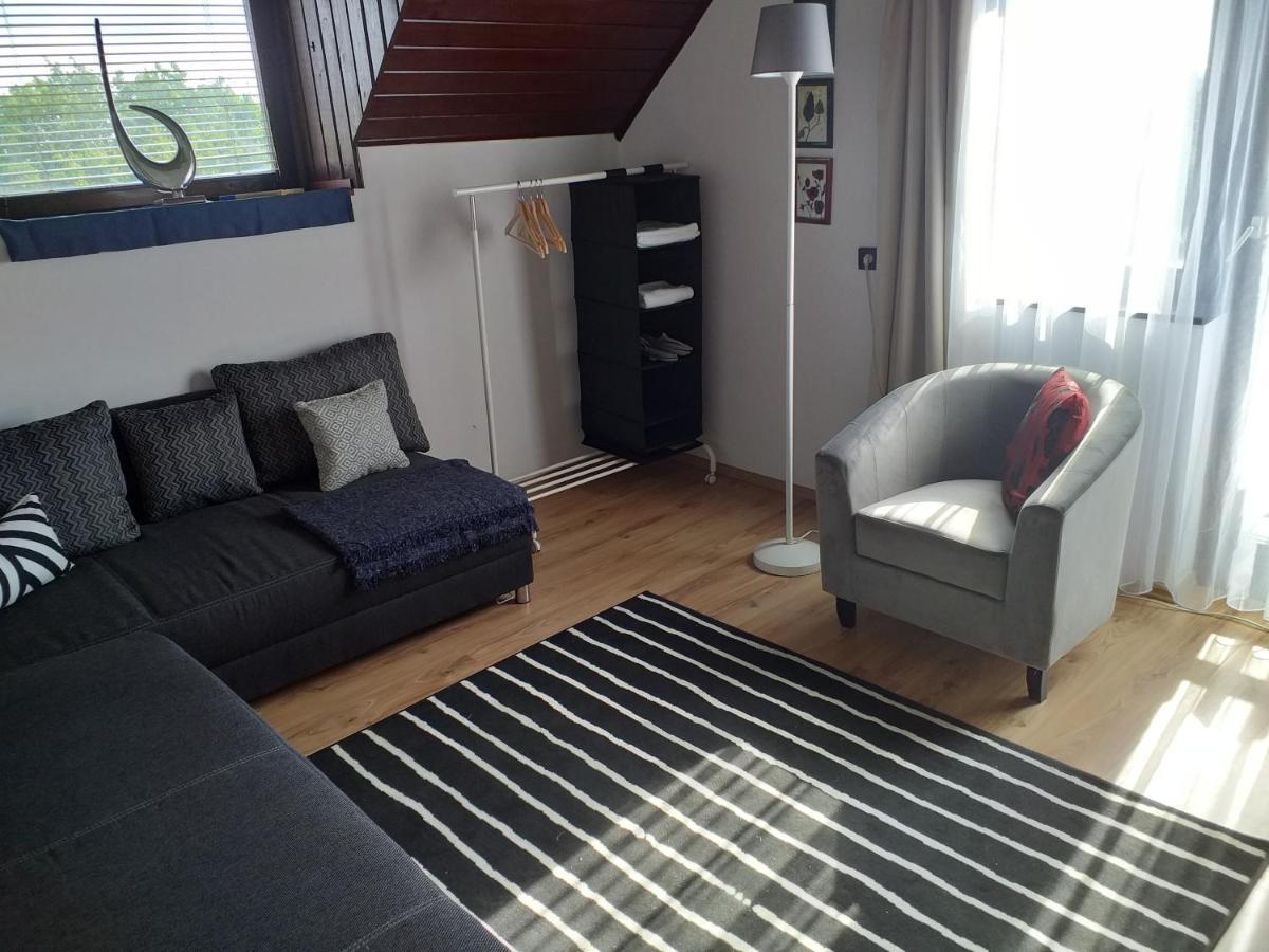 Art Inn Apartmanhaz Balaton-Gyenesdiás Zewnętrze zdjęcie
