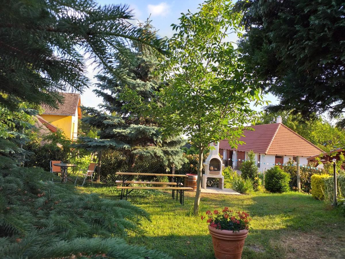 Art Inn Apartmanhaz Balaton-Gyenesdiás Zewnętrze zdjęcie