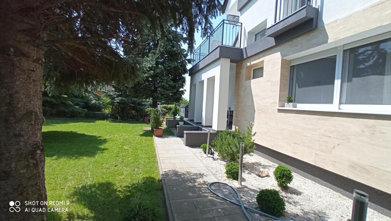 Art Inn Apartmanhaz Balaton-Gyenesdiás Zewnętrze zdjęcie