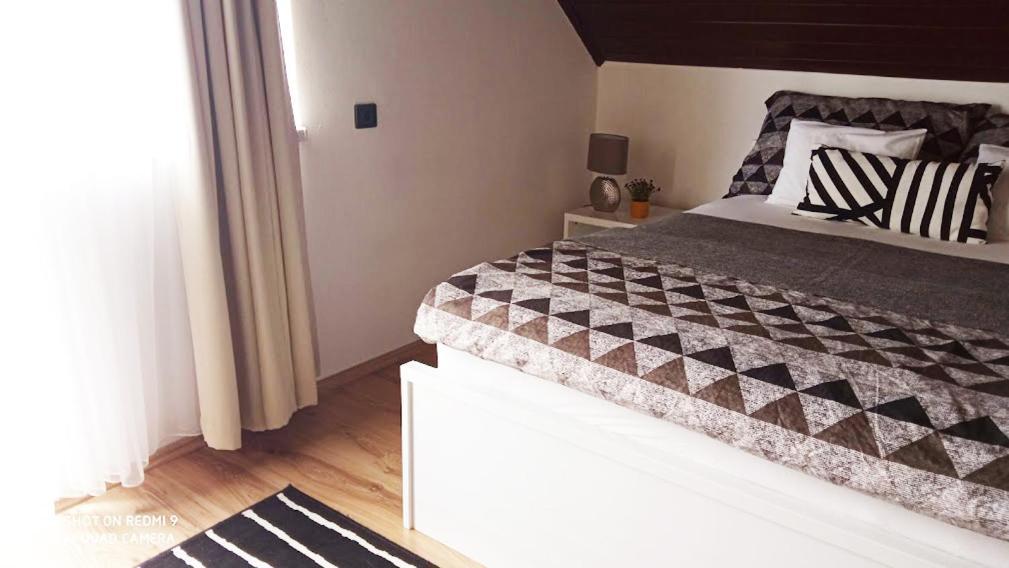 Art Inn Apartmanhaz Balaton-Gyenesdiás Zewnętrze zdjęcie